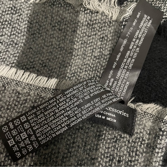 ZARA Scarf/Shawl/Blanket/Wrap Accessory Blk/White/Gray - Picture 5 of 6